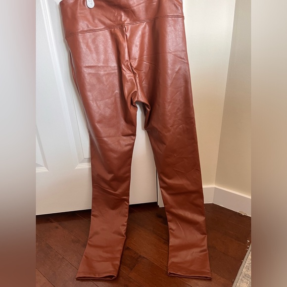 Brown Faux Leather Leggings, Size Large, BRAND NEW - Picture 6 of 6